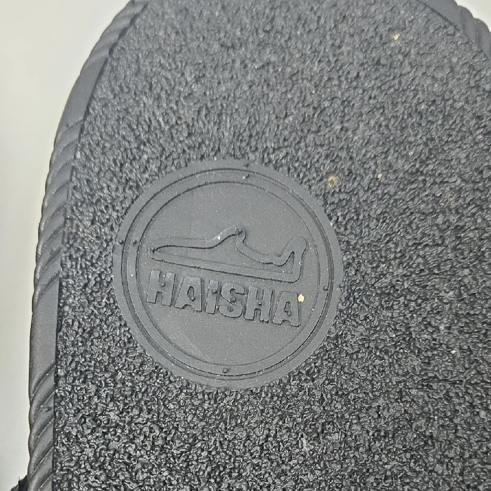 Rockin Black and Gray Slide Sandals
